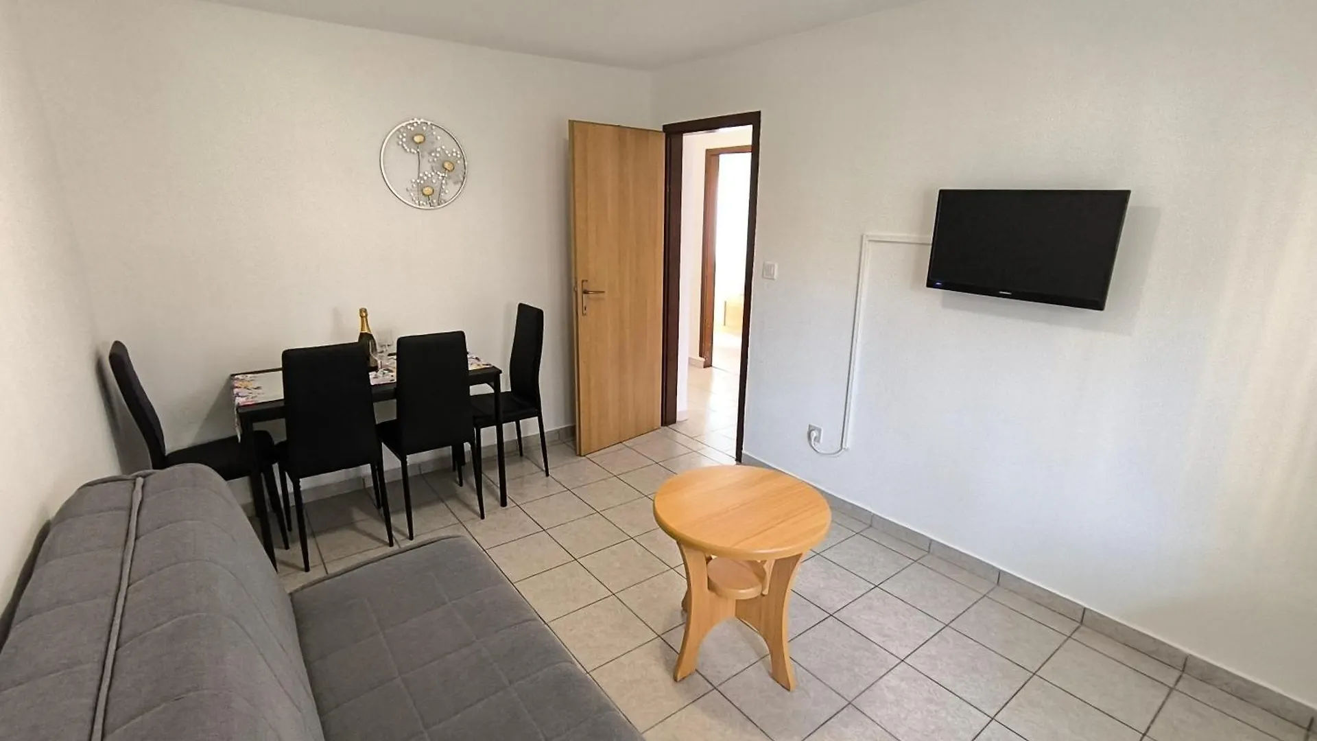 Apartments With A Swimming Pool Sabunike, Zadar - 11837 Privlaka